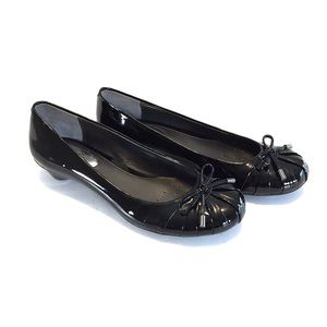 Alfani Womens Step n Flex Black Low Heel Pumps Faux Patent Leather size 5.5
